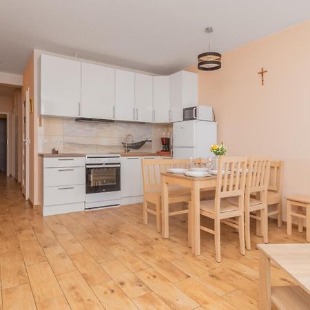 Apartamenty Sun & Snow Bursztynowe Osiedle Jantar - Otoczone Lasem, Plac Zabaw Buitenkant foto