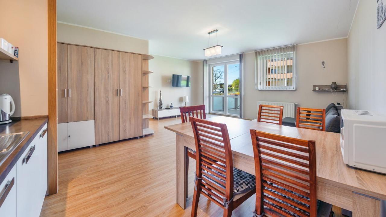 Apartamenty Sun & Snow Bursztynowe Osiedle Jantar - Otoczone Lasem, Plac Zabaw Buitenkant foto