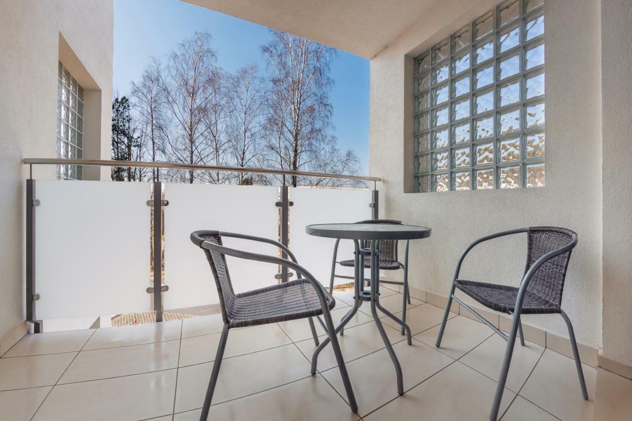 Apartamenty Sun & Snow Bursztynowe Osiedle Jantar - Otoczone Lasem, Plac Zabaw Buitenkant foto